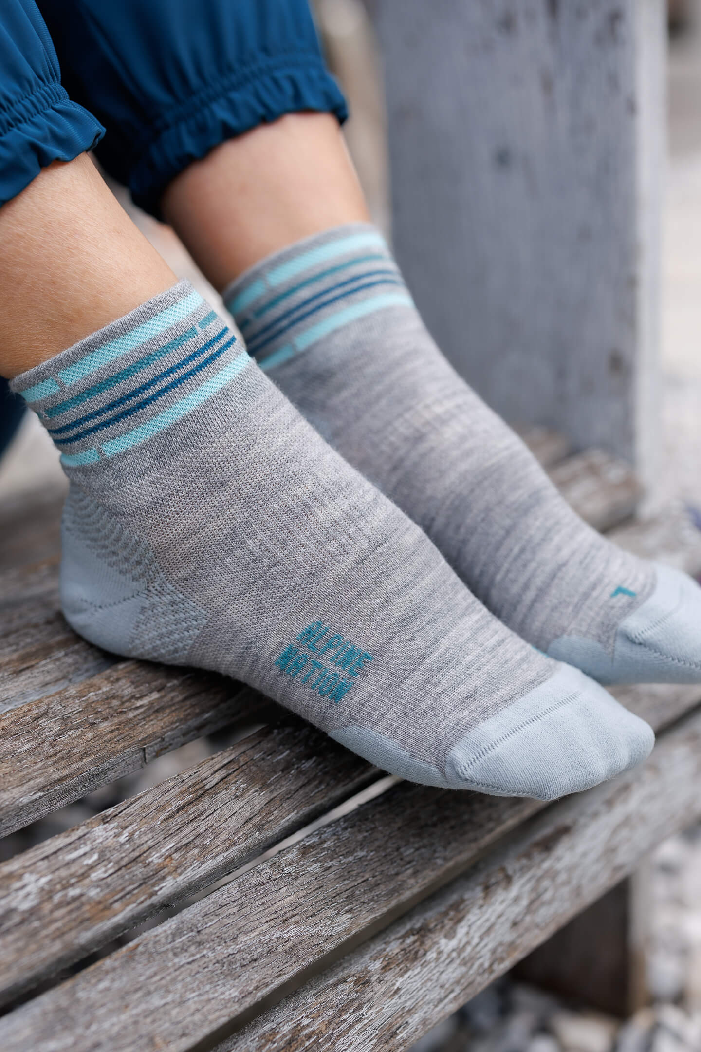 Seceda Light Merino Mid Crew Socks Aquamarine