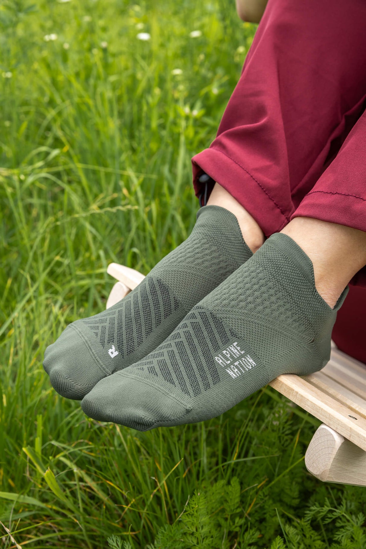 Breeze Hike Low Ankle Socks Moss Green