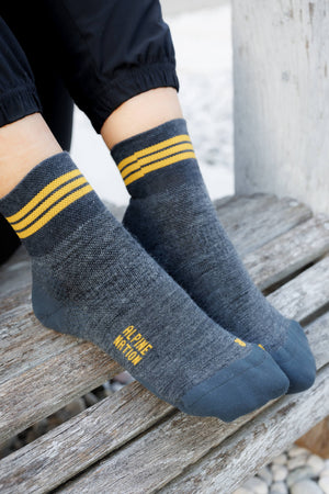 Seceda Light Merino Mid Crew Socks Marigold