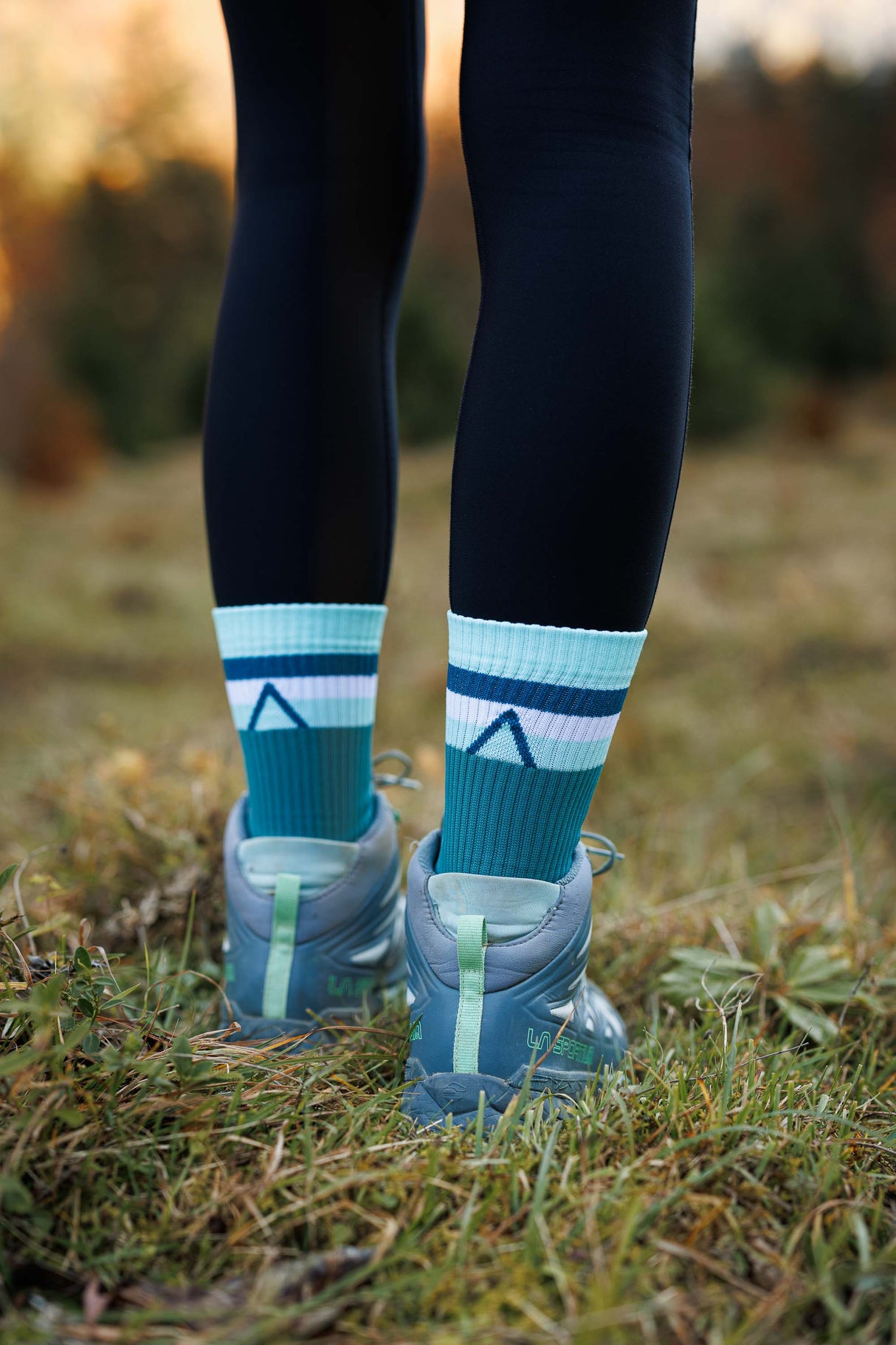 Anda Summit Hike Crew Socks - Lagoon