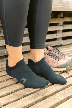 Summit Hike Low Ankle Socks - Midnight